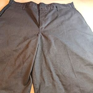 Dickies Men's 13 Inch Loose Fit Multi-Pocket Work Short BLACK Size 42